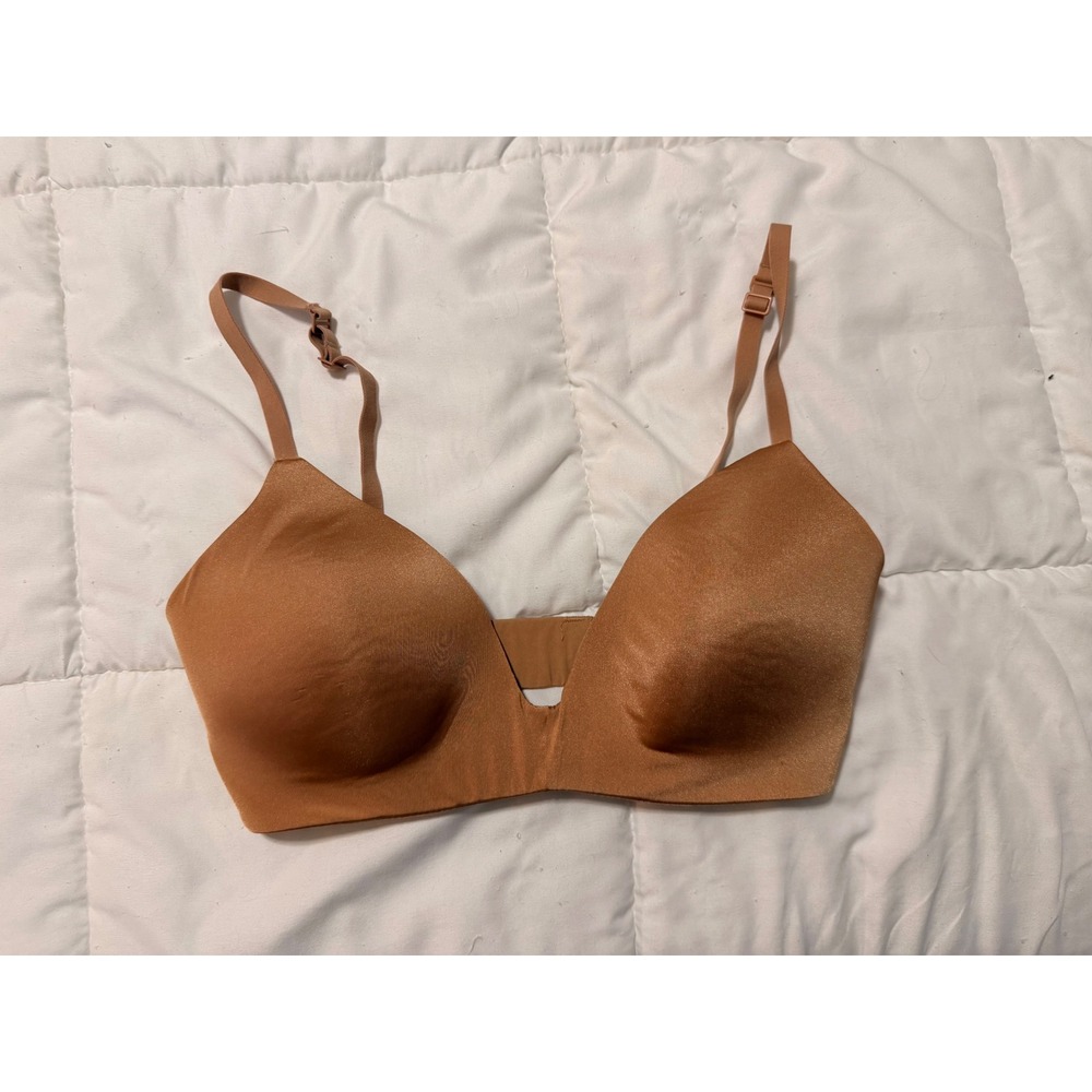 SKIMS Fits Everybody T-Shirt Bra Clay Ochre Brown 32D Wireless Look Seamless